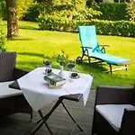 & Restaurant Waldschloesschen 3* Kyritz