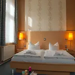 & Restaurant Waldschloesschen Hotel 3*