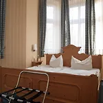 & Restaurant Waldschloesschen Hotel 3*