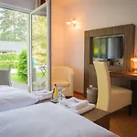 Hotel & Restaurant Waldschloesschen Kyritz