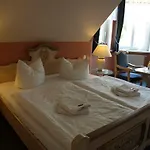 & Restaurant Waldschloesschen