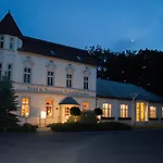 Hotel & Restaurant Waldschloesschen Kyritz
