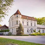 & Restaurant Waldschloesschen Hotel