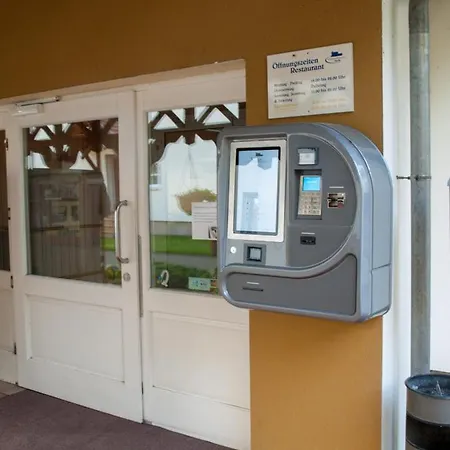 Hotel & Restaurant Waldschloesschen 3*