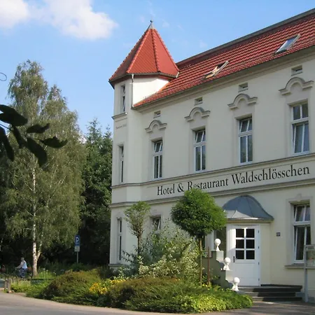& Restaurant Waldschloesschen 3*