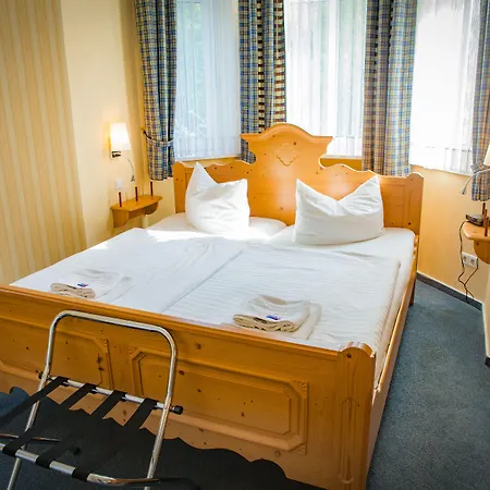 Hotel & Restaurant Waldschloesschen