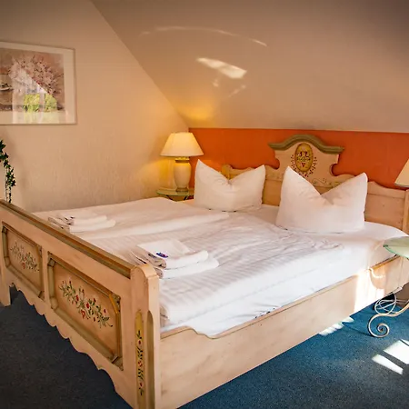 & Restaurant Waldschloesschen Hotel Kyritz