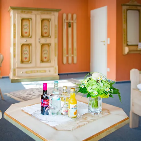 ホテル & Restaurant Waldschloesschen 3*