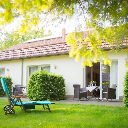 & Restaurant Waldschloesschen 3*