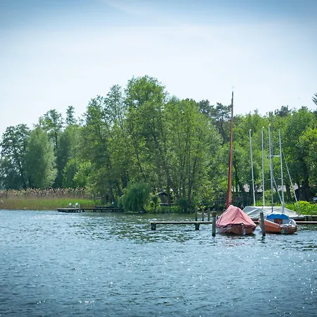 & Restaurant Waldschloesschen 3* Kyritz