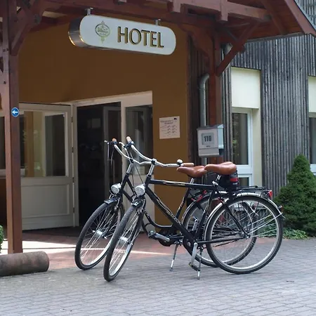 & Restaurant Waldschloesschen Hotel