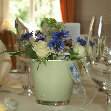 & Restaurant Waldschloesschen Kyritz