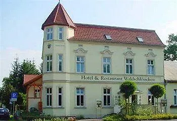 Hotel & Restaurant Waldschloesschen 3*
