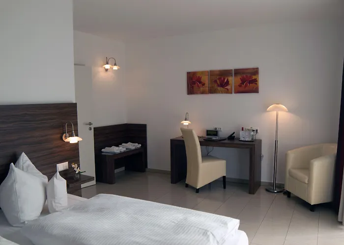 & Restaurant Waldschloesschen Kyritz