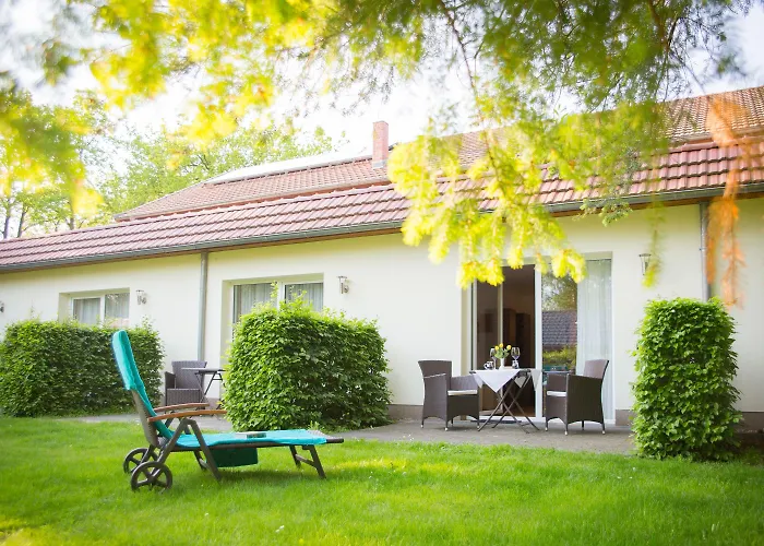 & Restaurant Waldschloesschen 3*