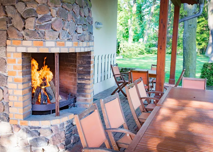 & Restaurant Waldschloesschen Hotel